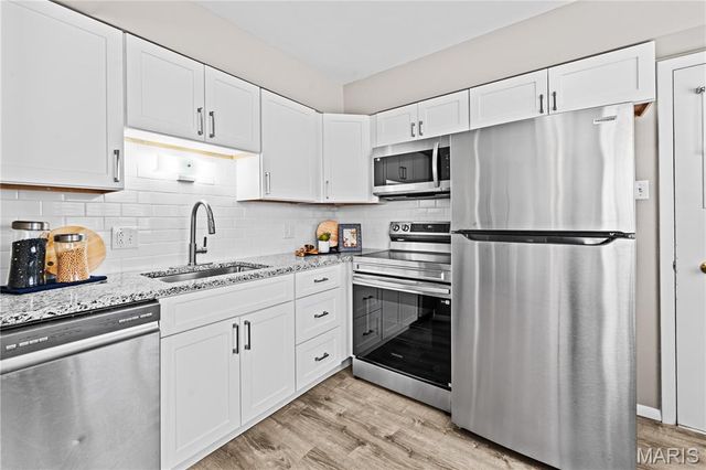 9117 Villaridge Court D, St Louis, MO 63123