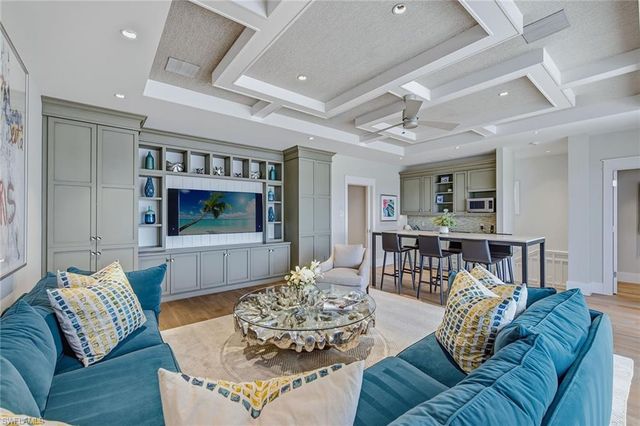 185 15th ST S, Naples, FL 34102
