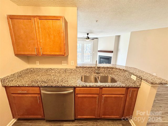 327 Flint Hill Road 204, Fort Mill, SC 29715