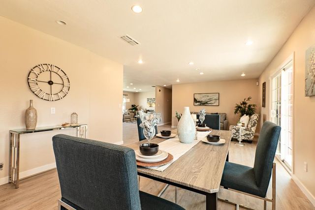 790 Hillsdale Dr, Turlock, CA 95382