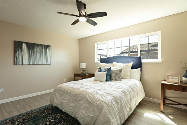 790 Hillsdale Dr, Turlock, CA 95382