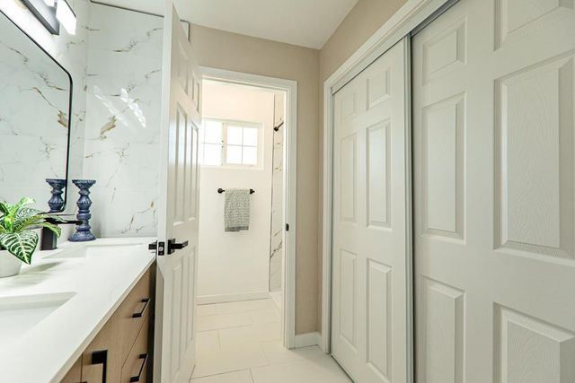 790 Hillsdale Dr, Turlock, CA 95382