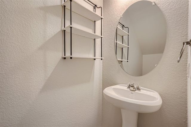 232 Brady Creek WAY, Leander, TX 78641