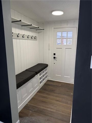 320 N Fairview Avenue, Liberty, MO 64068