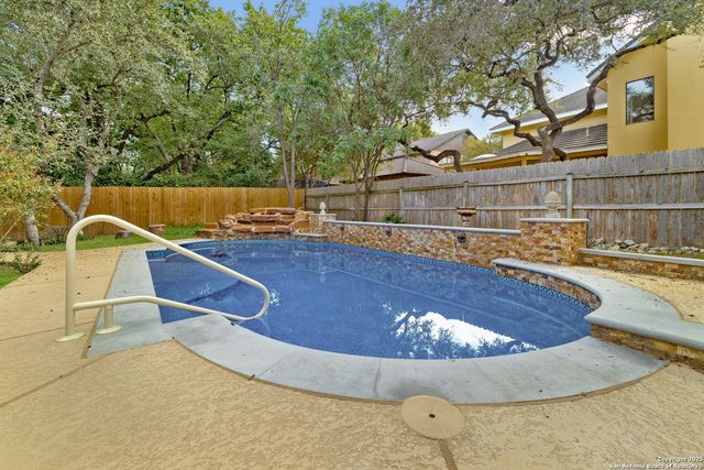 3914 Creek Rock, San Antonio, TX 78230