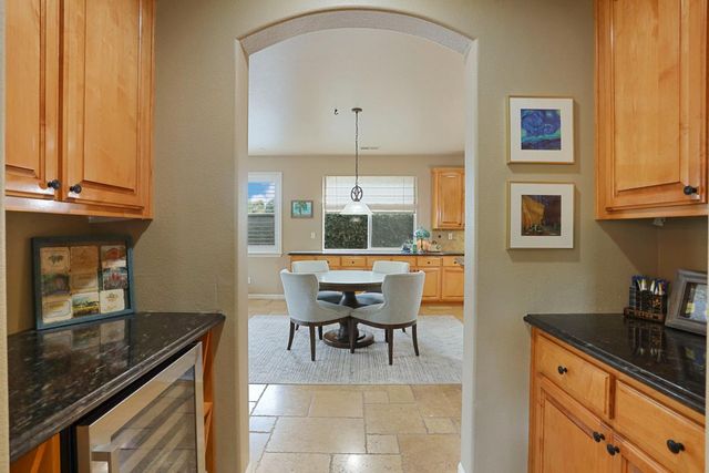 565 Bodeson Ct, Ripon, CA 95366