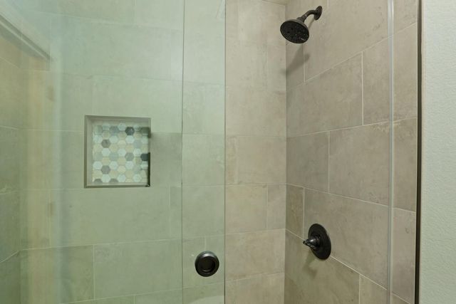 565 Bodeson Ct, Ripon, CA 95366