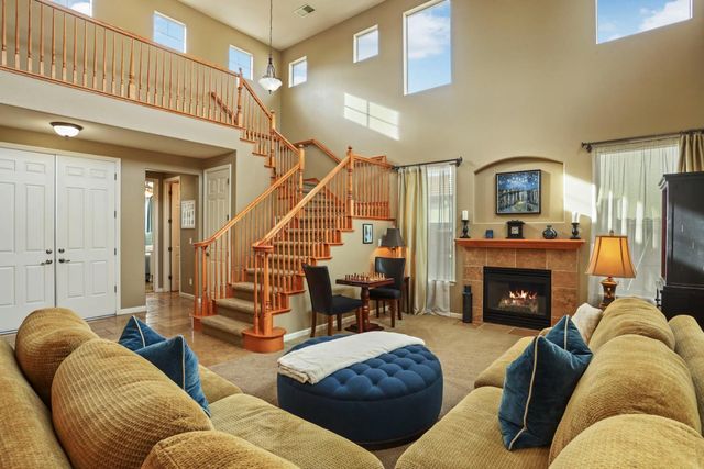 565 Bodeson Ct, Ripon, CA 95366