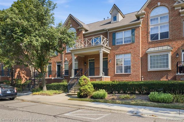 39444 Springwater Drive, Northville, MI 48168
