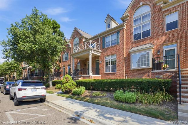 39444 Springwater Drive, Northville, MI 48168