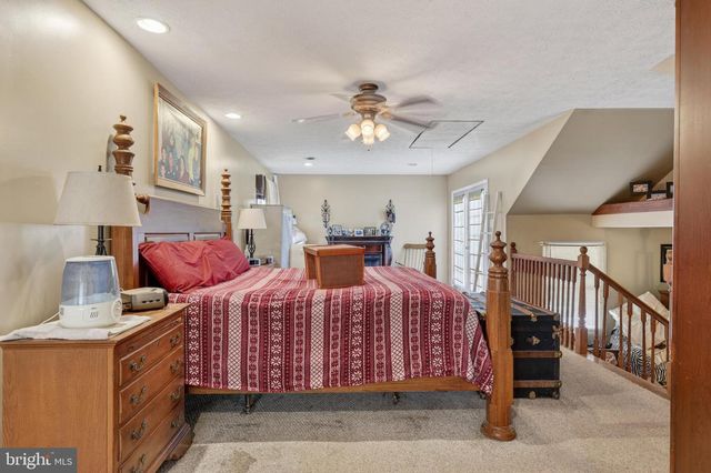 108 HOMESTEAD LN, Maurertown, VA 22644