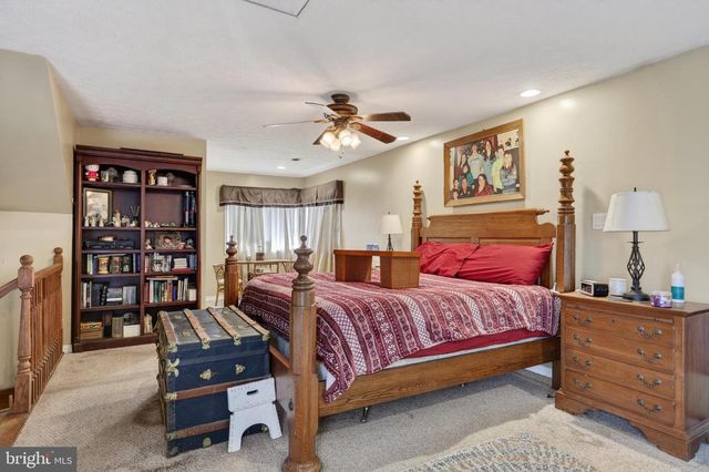 108 HOMESTEAD LN, Maurertown, VA 22644