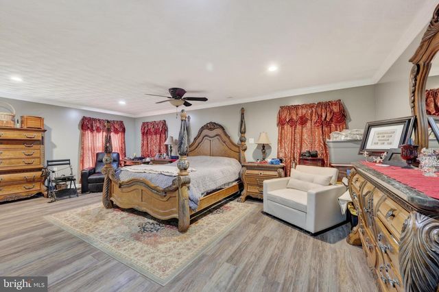 108 HOMESTEAD LN, Maurertown, VA 22644