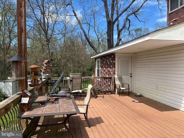 108 HOMESTEAD LN, Maurertown, VA 22644