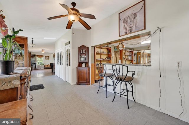 108 HOMESTEAD LN, Maurertown, VA 22644