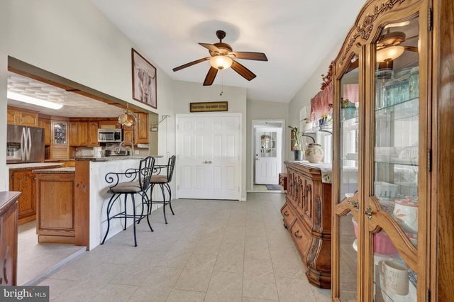 108 HOMESTEAD LN, Maurertown, VA 22644