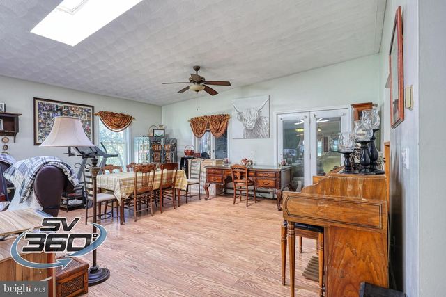 108 HOMESTEAD LN, Maurertown, VA 22644