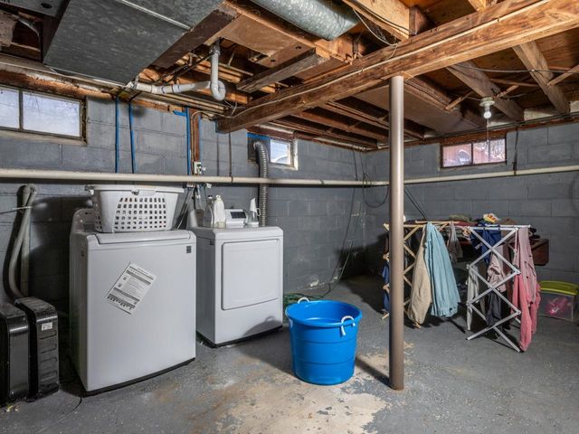 17 South Summit Street, Essex Junction, VT 05452