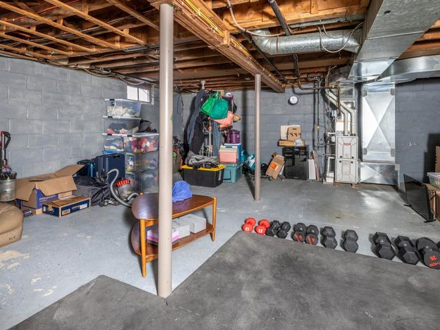 17 South Summit Street, Essex Junction, VT 05452