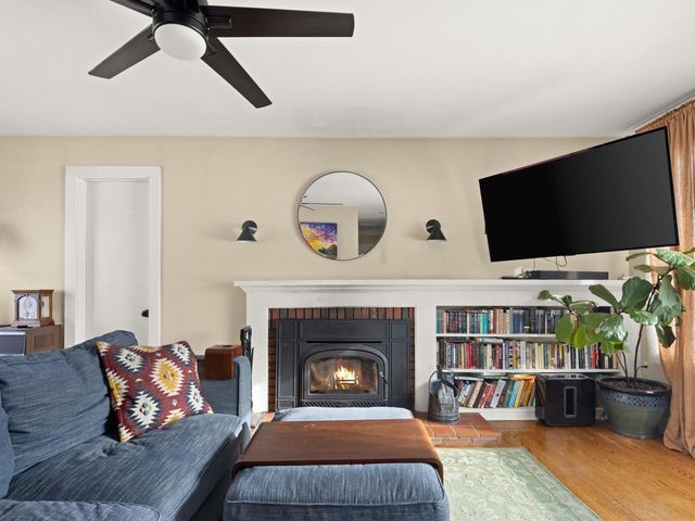 17 South Summit Street, Essex Junction, VT 05452