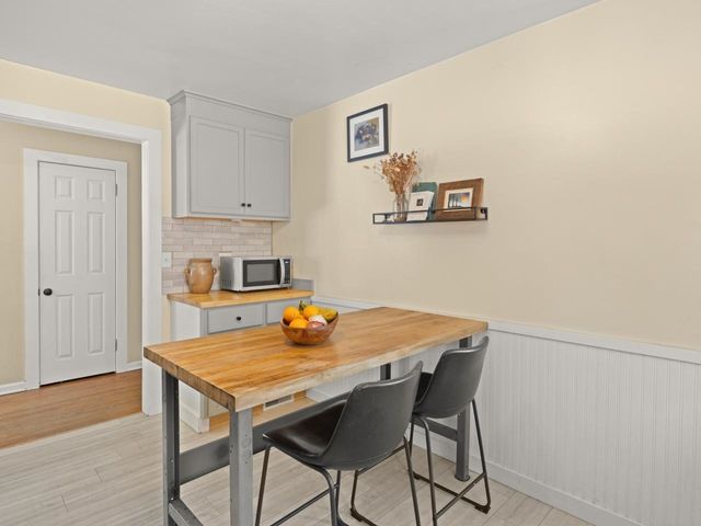 17 South Summit Street, Essex Junction, VT 05452