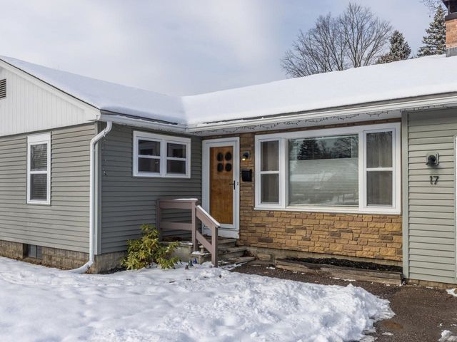 17 South Summit Street, Essex Junction, VT 05452