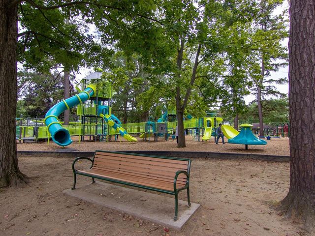 17 South Summit Street, Essex Junction, VT 05452