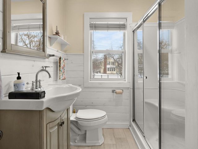 17 South Summit Street, Essex Junction, VT 05452