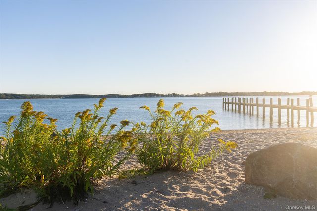 426 Clark Street, Greenport, NY 11944