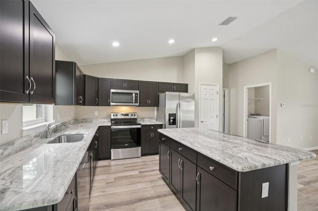 17112 SW 44TH CIRCLE, Ocala, FL 34473
