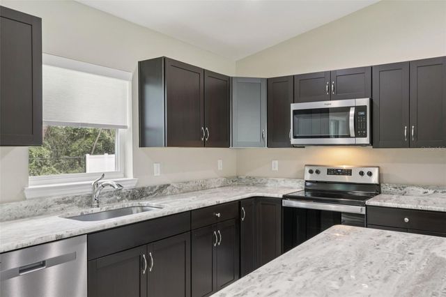 17112 SW 44TH CIRCLE, Ocala, FL 34473