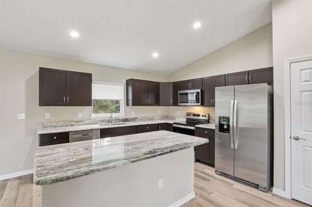 17112 SW 44TH CIRCLE, Ocala, FL 34473