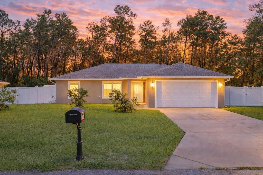 17112 SW 44TH CIRCLE, Ocala, FL 34473