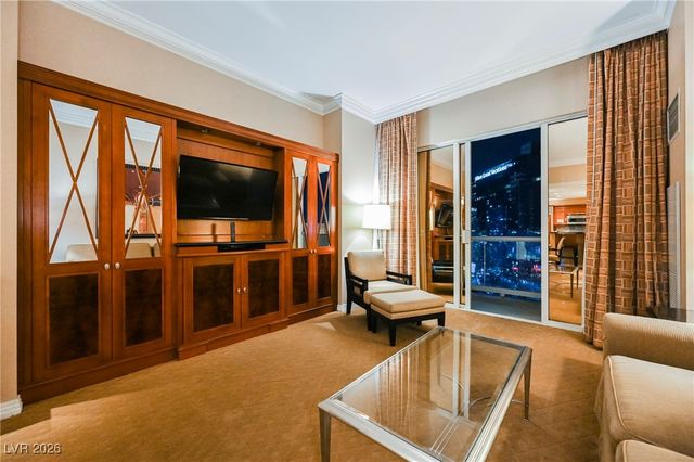 145 HARMON Avenue 1021, Las Vegas, NV 89109