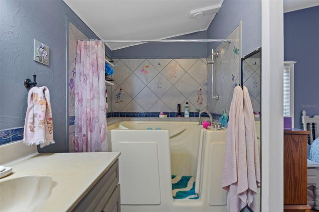 2950 E DOVE COURT, Inverness, FL 34452