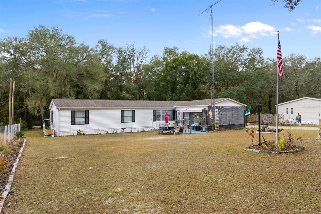 Image 5 of property listing at 2950 E DOVE COURT, Inverness, FL 34452