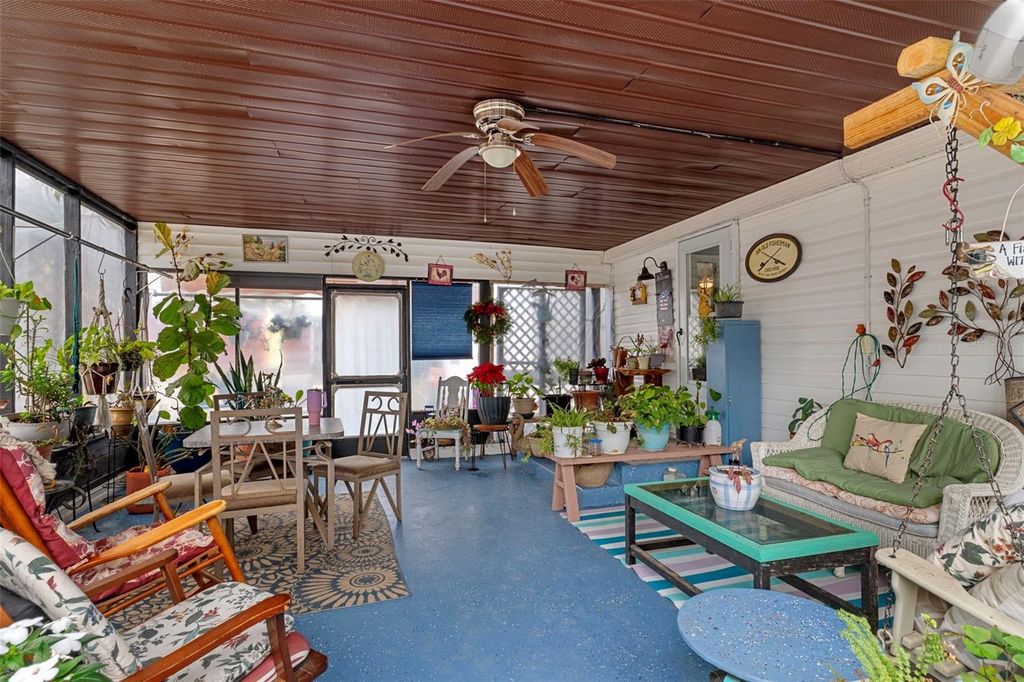 Image 9 of property listing at 2950 E DOVE COURT, Inverness, FL 34452