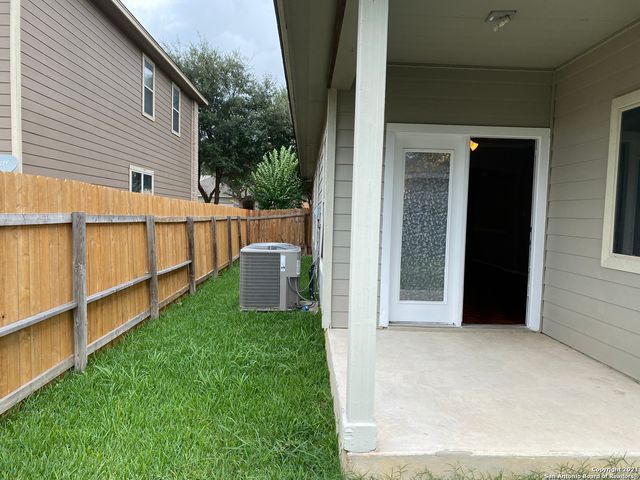 9310 Longmire Trace, San Antonio, TX 78245