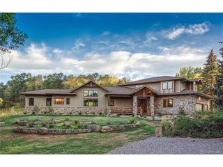 8855 W Bear Creek Dr, Lakewood, CO 80227