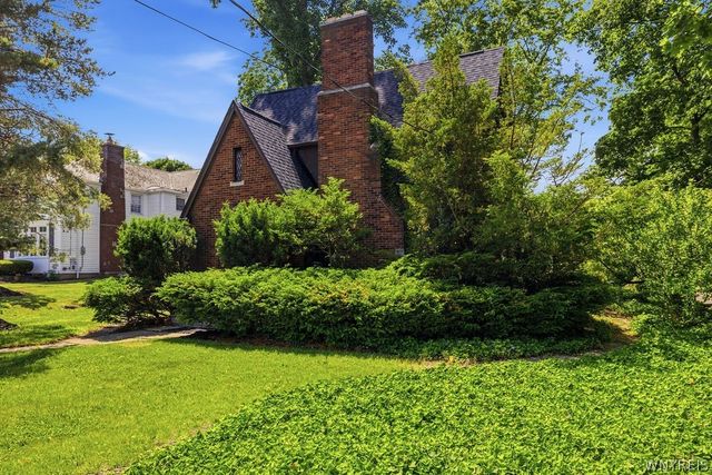 4850 Lewiston Road, Niagara Falls, NY 14305