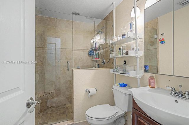 2945 Coconut Avenue, Miami, FL 33133