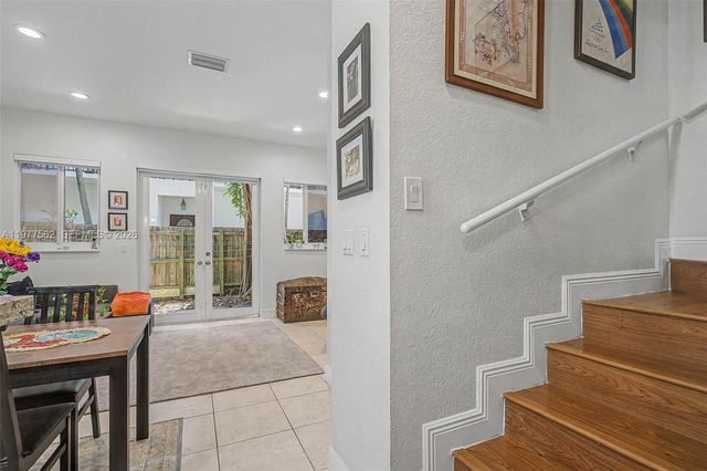 2945 Coconut Avenue, Miami, FL 33133