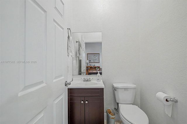 2945 Coconut Avenue, Miami, FL 33133
