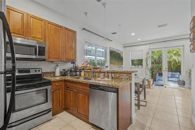 2945 Coconut Avenue, Miami, FL 33133
