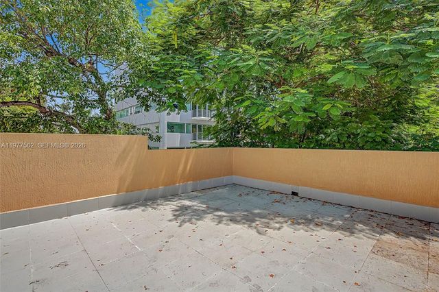 2945 Coconut Avenue, Miami, FL 33133