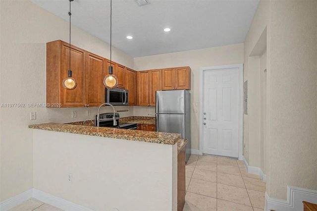 2945 Coconut Avenue, Miami, FL 33133