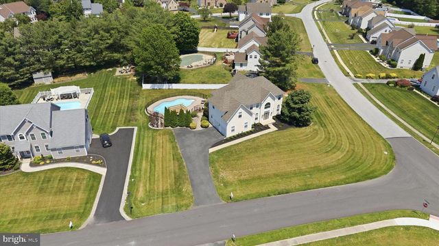 112 SWEETHOLLOW DR, Bear, DE 19701