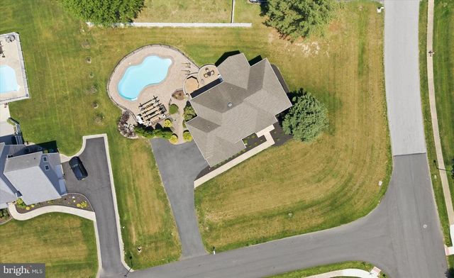 112 SWEETHOLLOW DR, Bear, DE 19701