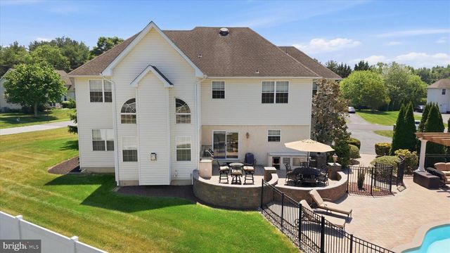 112 SWEETHOLLOW DR, Bear, DE 19701