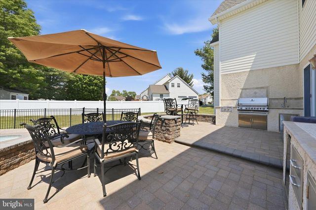 112 SWEETHOLLOW DR, Bear, DE 19701